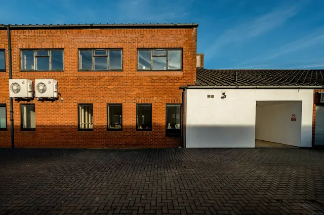 Walker Avenue, Wolverton Mill, MK12, photo 3