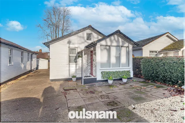 Hawkesley Crescent, West Heath, Birmingham, B31 4DN, photo 1