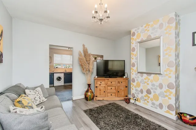 Photo 2 — Pinders Crescent, KNOTTINGLEY