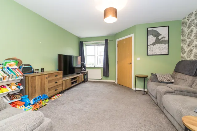 Preston Road, Standish, WN6, photo 2