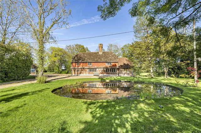 Roundstreet Common, Wisborough Green, RH14, photo 1