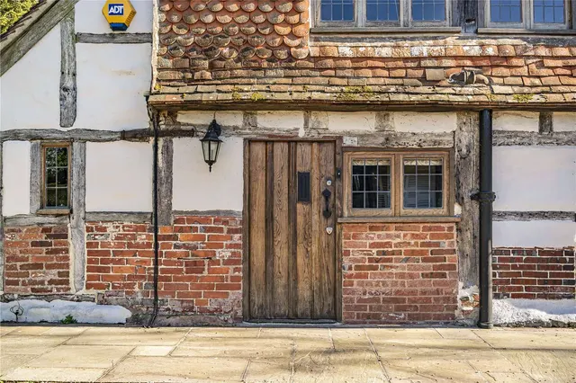 Photo 3 — Roundstreet Common, Wisborough Green, Billingshurst, West Sussex, RH14 0AN