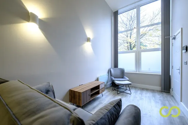 Restmor Way, Hackbridge, SM6, photo 3