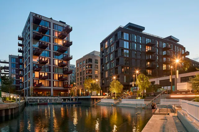 The Brentford Project, photo 1