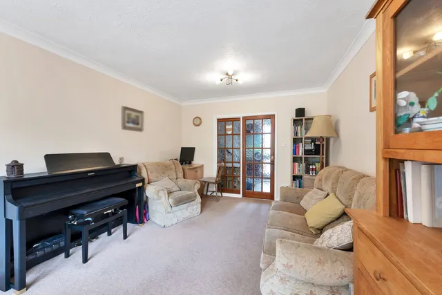 Greenwood Close, Bury, PE26, photo 3