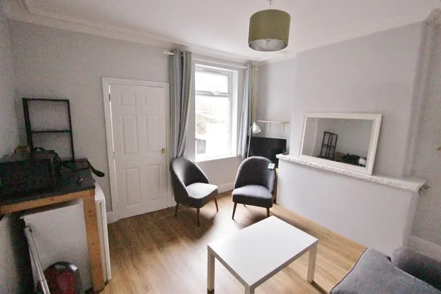 Photo 3 — Hunter Hill Road, Sheffield, S11 8UE