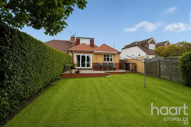 Hitchin Road, Luton, LU2, photo 3