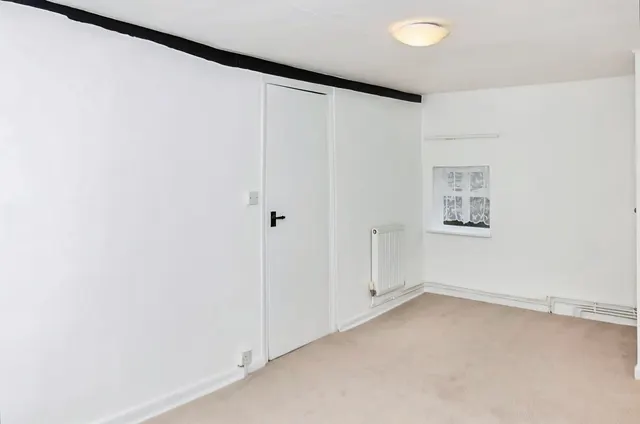 The Crescent, Haverhill, CB9, photo 2