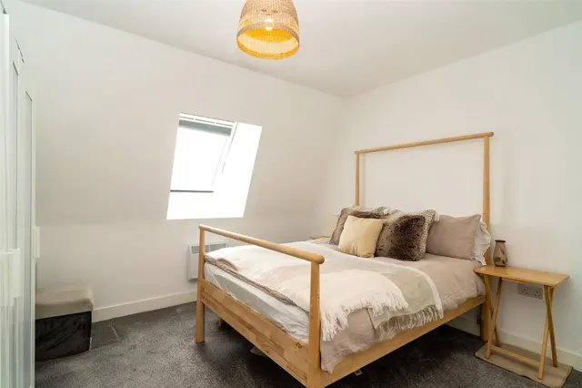 Photo 2 — Alton Mews, Aylesbury, Buckinghamshire, HP19