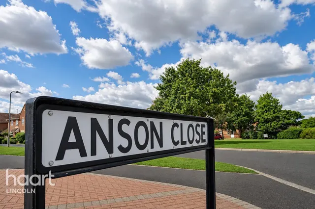 Anson Close, Skellingthorpe, LN6, photo 3