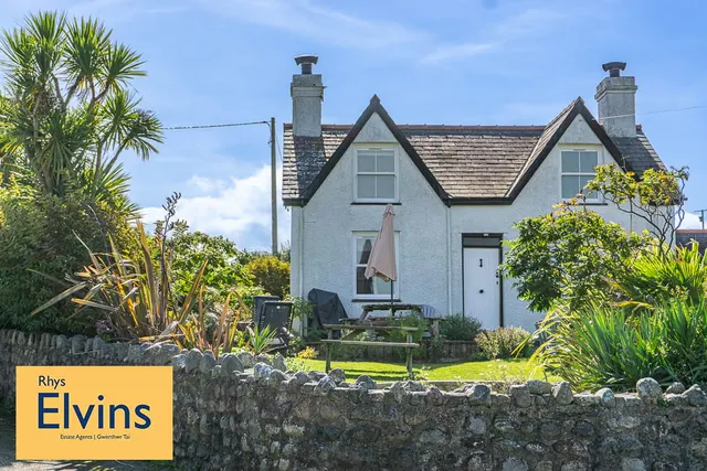 Photo 3 — Tyddyn Talgoch Isaf, Bwlchtocyn, Pwllheli, Gwynedd, LL53 7BT
