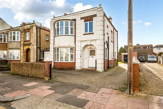 Selden Road, Worthing, BN11, photo 1