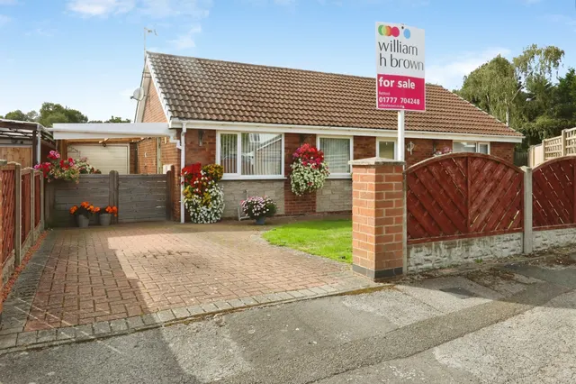 Portland Place, Sutton, Retford, photo 1