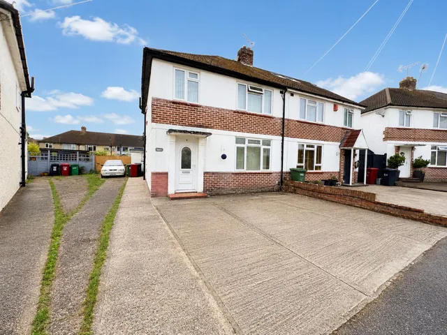 Ennerdale Crescent, Slough, SL1, photo 1