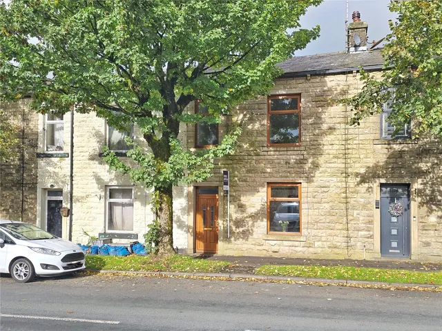 New Line, Bacup, OL13, photo 1