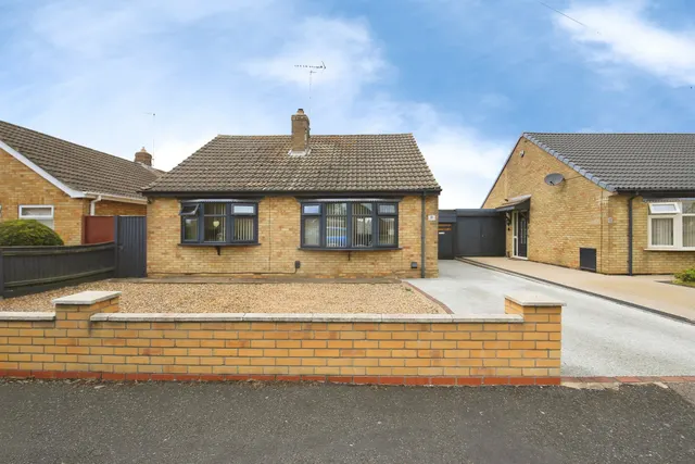 Newborn Close, Peterborough, photo 1