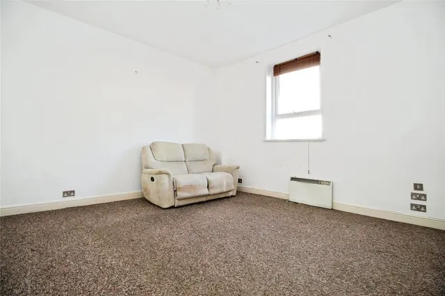 Bayswater Road, Plymouth, PL1, photo 3