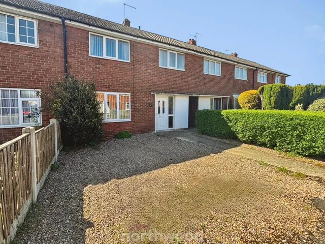 Springfield Avenue, Hatfield, DN7, photo 1