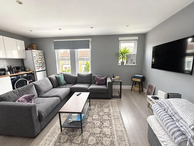 Ringstead Road, London, SE6, photo 3