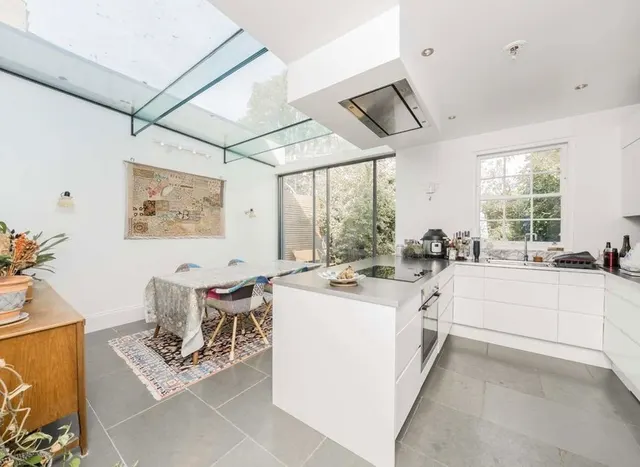 Chillingworth Road, Islington, N7, photo 1