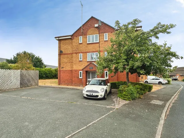 Fontwell Road, Branston, DE14, photo 1