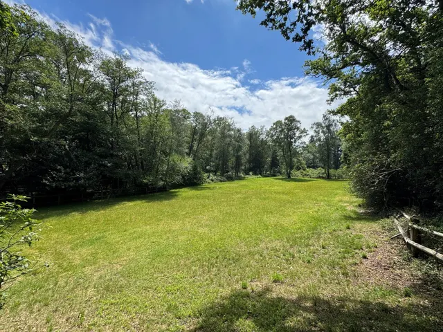Tilford Road, Tilford, GU10, photo 1