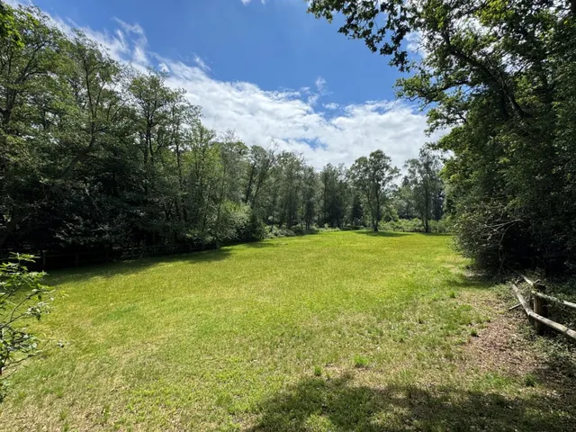 Photo 2 — Tilford Road, Tilford, Tilford, GU10 2DF