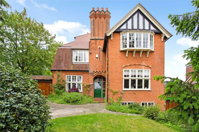 Westbury Road, Buckhurst Hill, Essex, IG9 5NW, photo 1