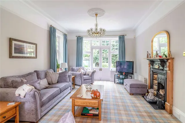 Photo 3 — Westbury Road, Buckhurst Hill, Essex, IG9 5NW
