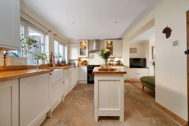 Vine Cottage, Stamford, PE9, photo 3