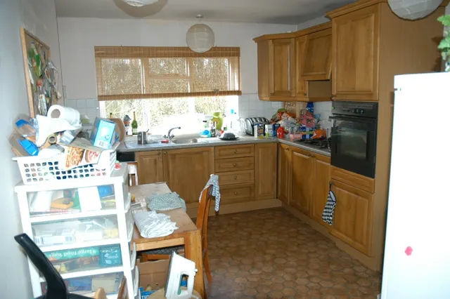 Photo 2 — St. Lukes Road, Maidenhead