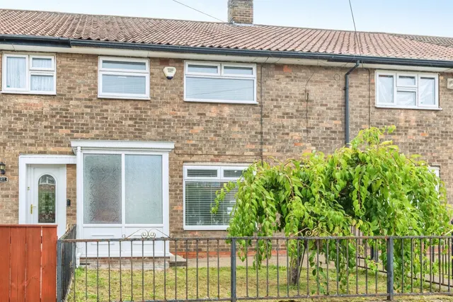 Ashwell Avenue, Hull, photo 1