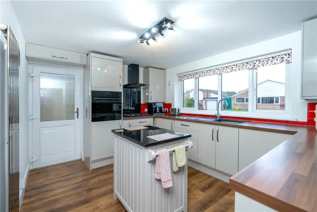 Ancaster Drive, Sleaford, Lincolnshire, NG34, photo 1
