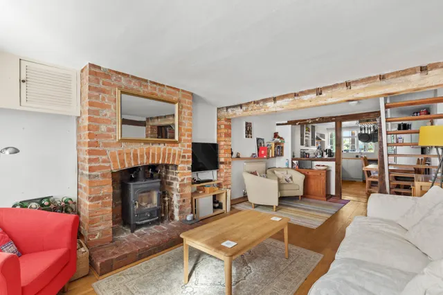 Back Street, Wendover, HP22, photo 2