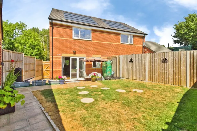 Photo 2 — East Sidings Drive, Misterton, Crewkerne