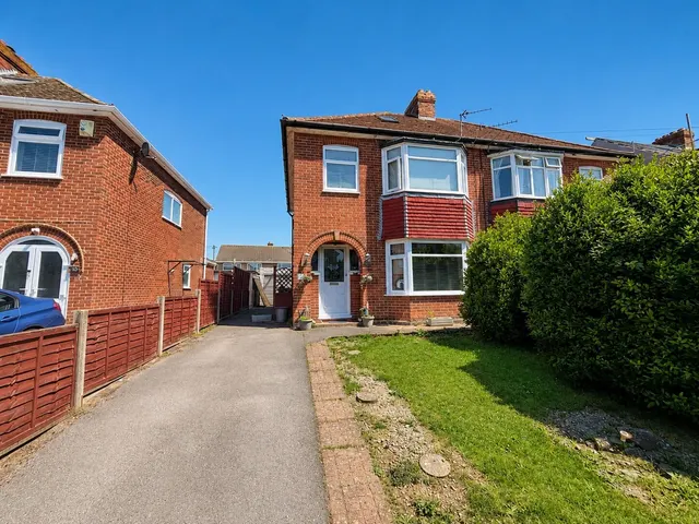 Bury Close, Gosport, photo 1