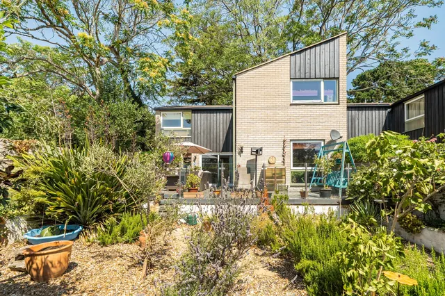 Cedar Chase, Taplow, SL6, photo 2