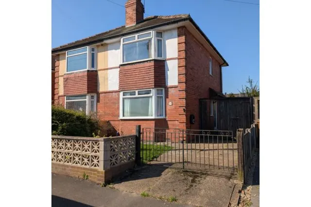 Lincoln Avenue, Alvaston, photo 1