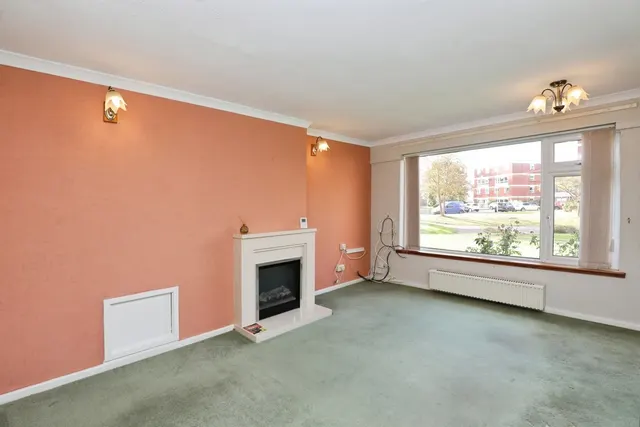 Photo 3 — Pike Close, Stafford, Staffordshire, ST16