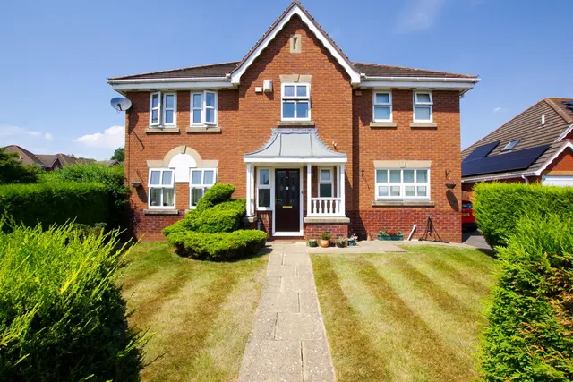 Thirlmere Gardens, Ashby-de-la-Zouch, photo 1