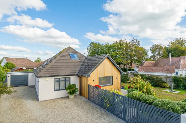 Upper West Drive, Ferring, BN12, photo 1