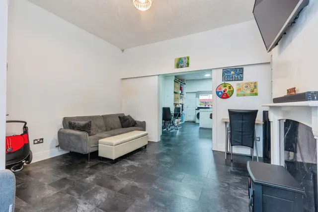 Smith Street, Manchester, M34, photo 3