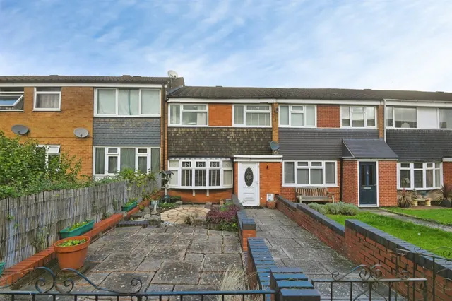 Heathmere Drive, Chelmsley Wood, B37, photo 1
