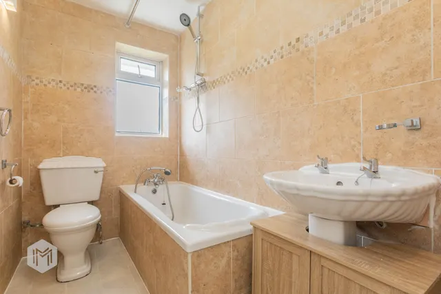 Photo 3 — New Drake Green, Westhoughton, Bolton, BL5 2RF