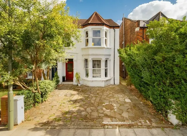 Long Lane, Finchley, N3, photo 1