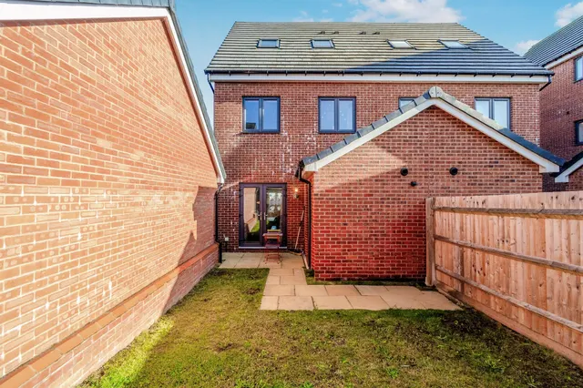 Photo 2 — Silverstone Drive, Oxley, Wolverhampton
