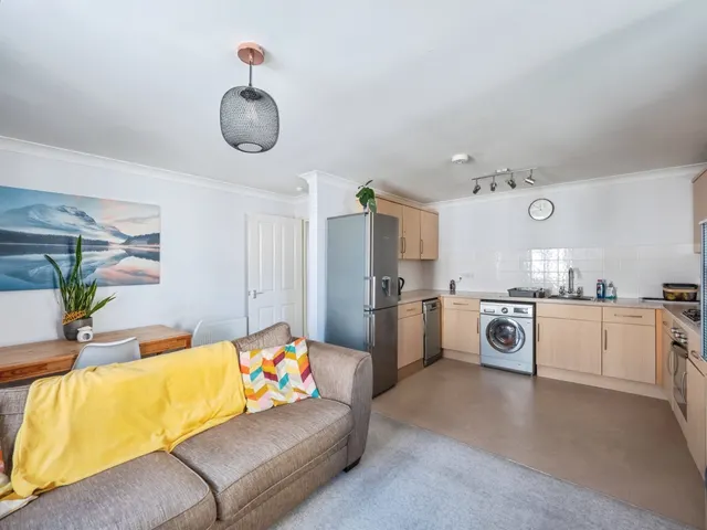 Billingsmoor Lane, Poundbury, DT1, photo 3