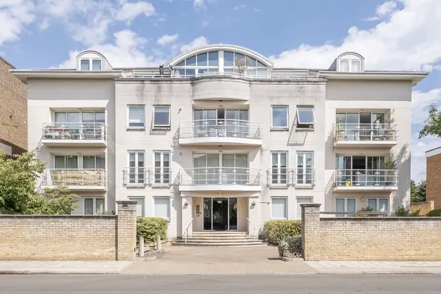 Carlton Drive, London, SW15, photo 1