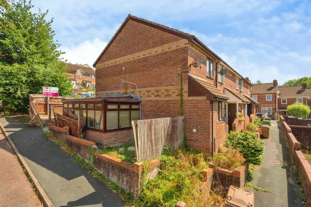 Canterbury Drive, Plymouth, PL5, photo 2
