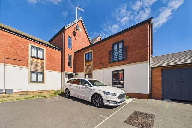 Photo 2 — Conquerors Way, Upton, Northampton, NN5